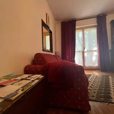 Loving Apartment